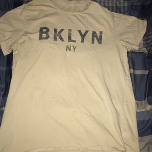 Old Navy tee